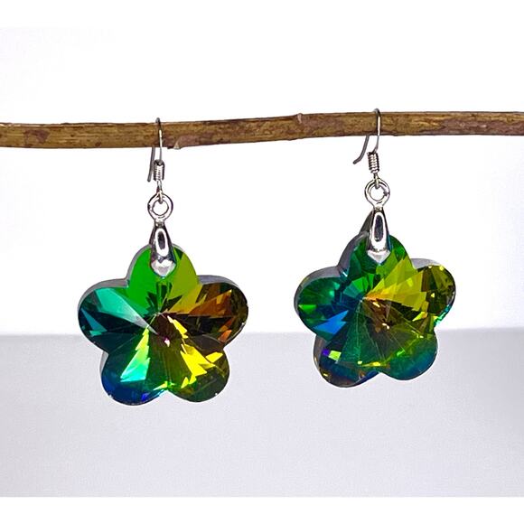VTG y2k Multi Color FLOWER EARRINGS 2" Rainbow Light Reflects Glass Dangle Drop - Picture 2 of 6